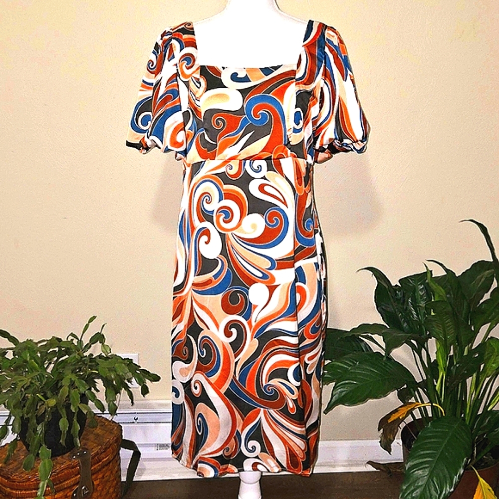 NWT Emily Wonder, Retro Print, Size Med
